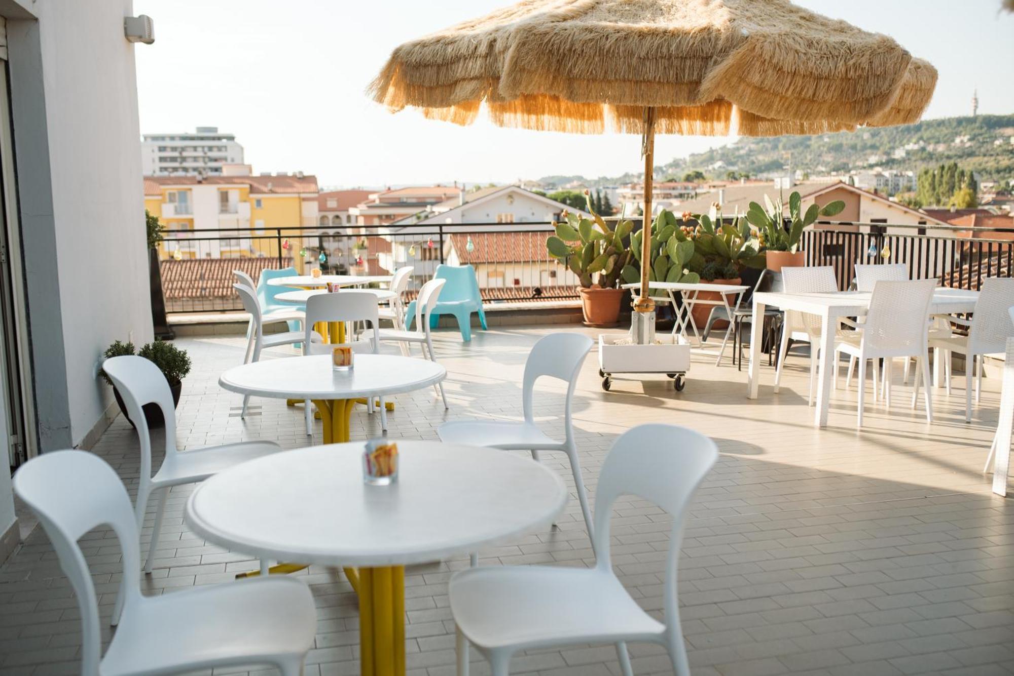 Hotel Antagos Montesilvano Marina Dış mekan fotoğraf
