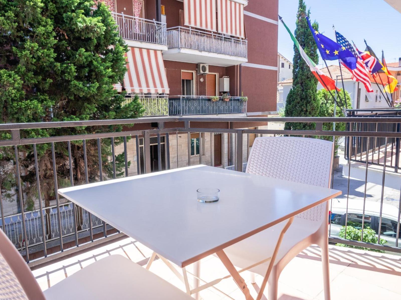 Hotel Antagos Montesilvano Marina Dış mekan fotoğraf